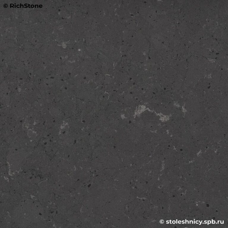 Интегрированная с мойкой матовая кварцевая столешница с фартуком фото